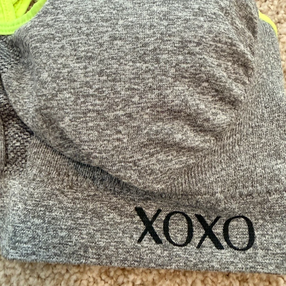 XOXO Sport Bra Womens Small Grey Neon Yellow‎ Strappy Back Seamless 2768-49